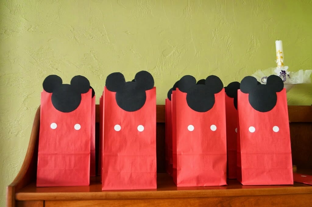 DIY Mickey Mouse treat bags