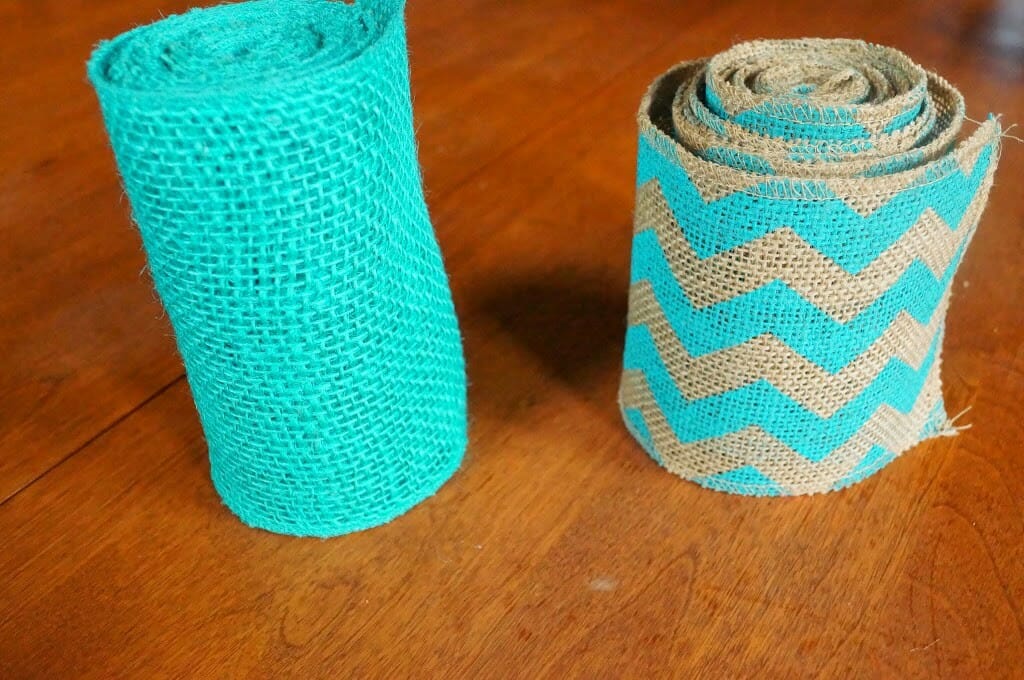 Colored burlap rolls