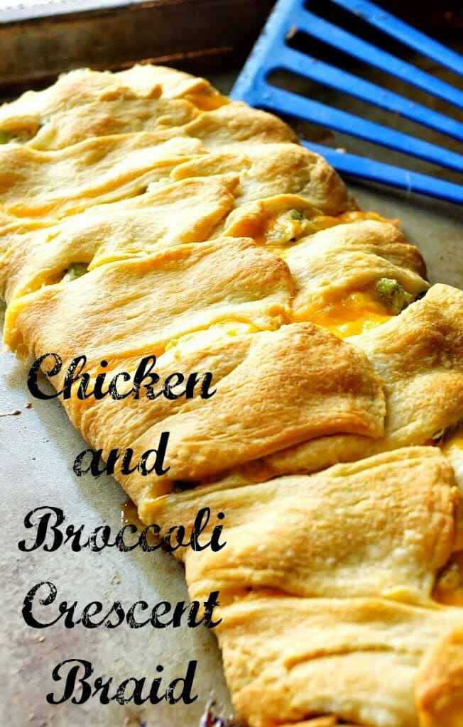 Chicken and Broccoli Crescent Braid