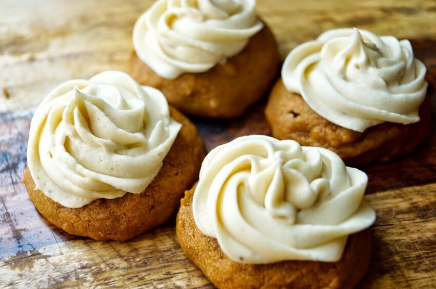 Soft Pumpkin Cookies with Cinnamon Cream Cheese Frosting Recipe