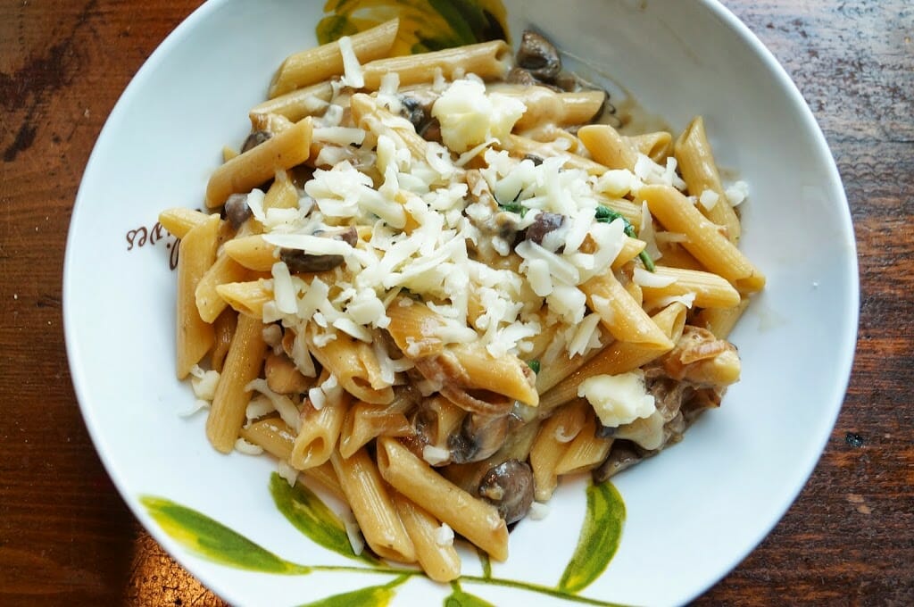 caramelized onion and portabella pasta