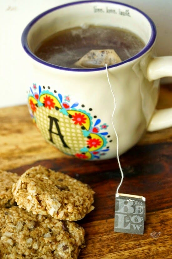Bigelow Vanilla Chai Tea with Healthy Peanut Butter Oatmeal Cookies