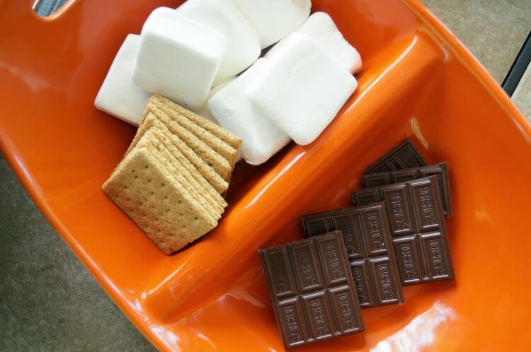 Ingredients for Grilled Banana Fosters S'mores