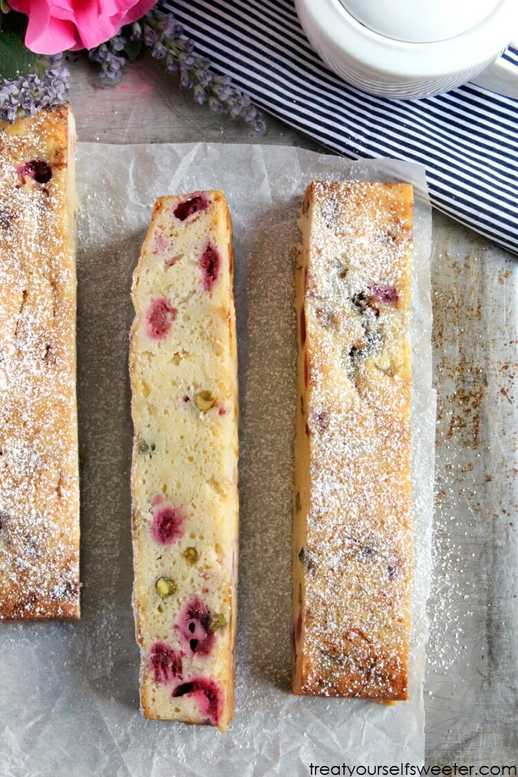 WHITE CHOC BROWNIE 04