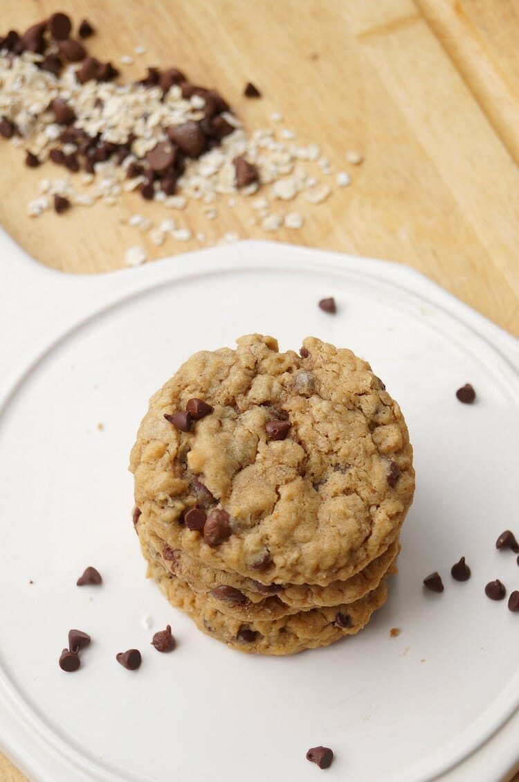Easy Peanut Butter Oatmeal Chocolate Chip Cookies, No mixer required!