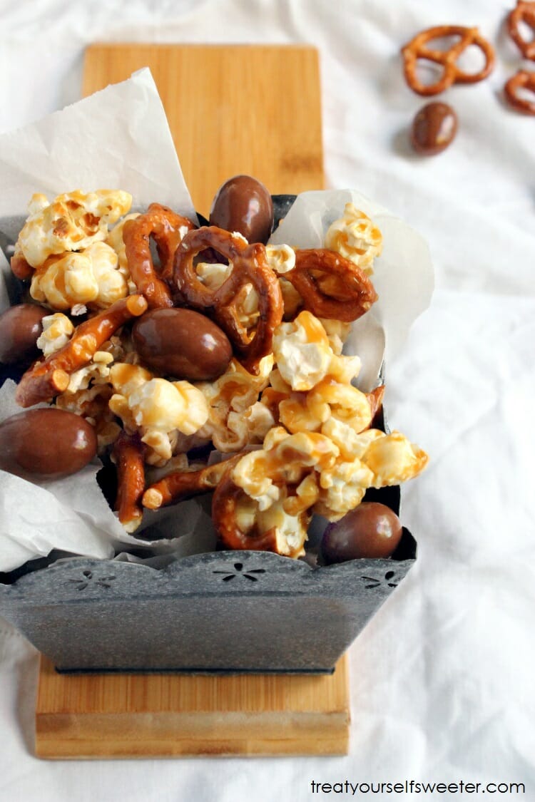 Try This Tempting Caramel Pretzel Popcorn Recipe