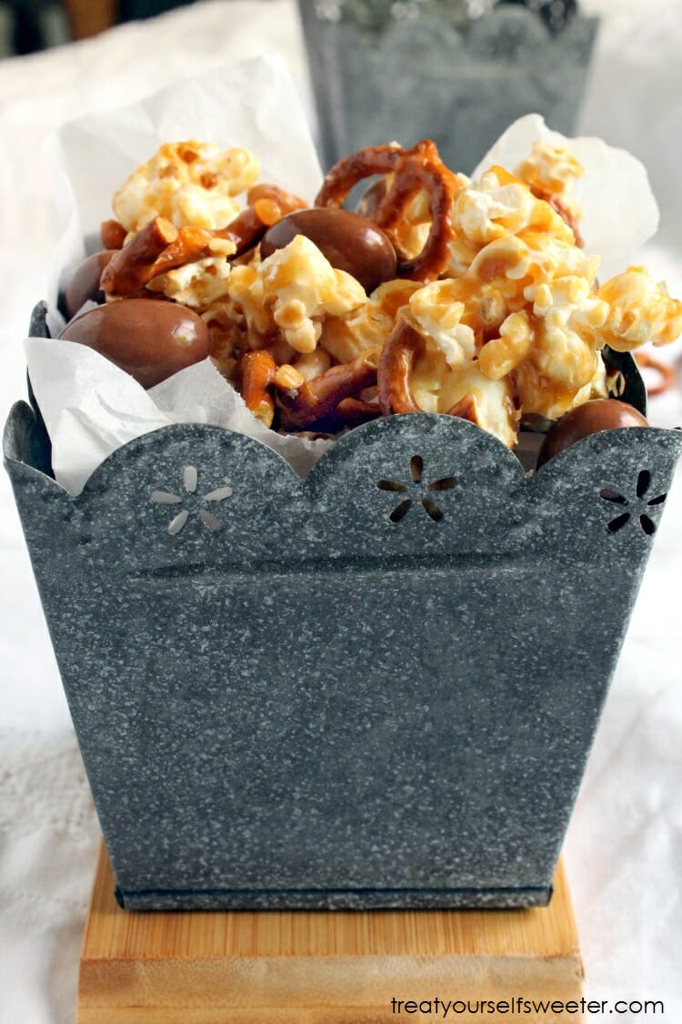 Caramel Pretzel Popcorn