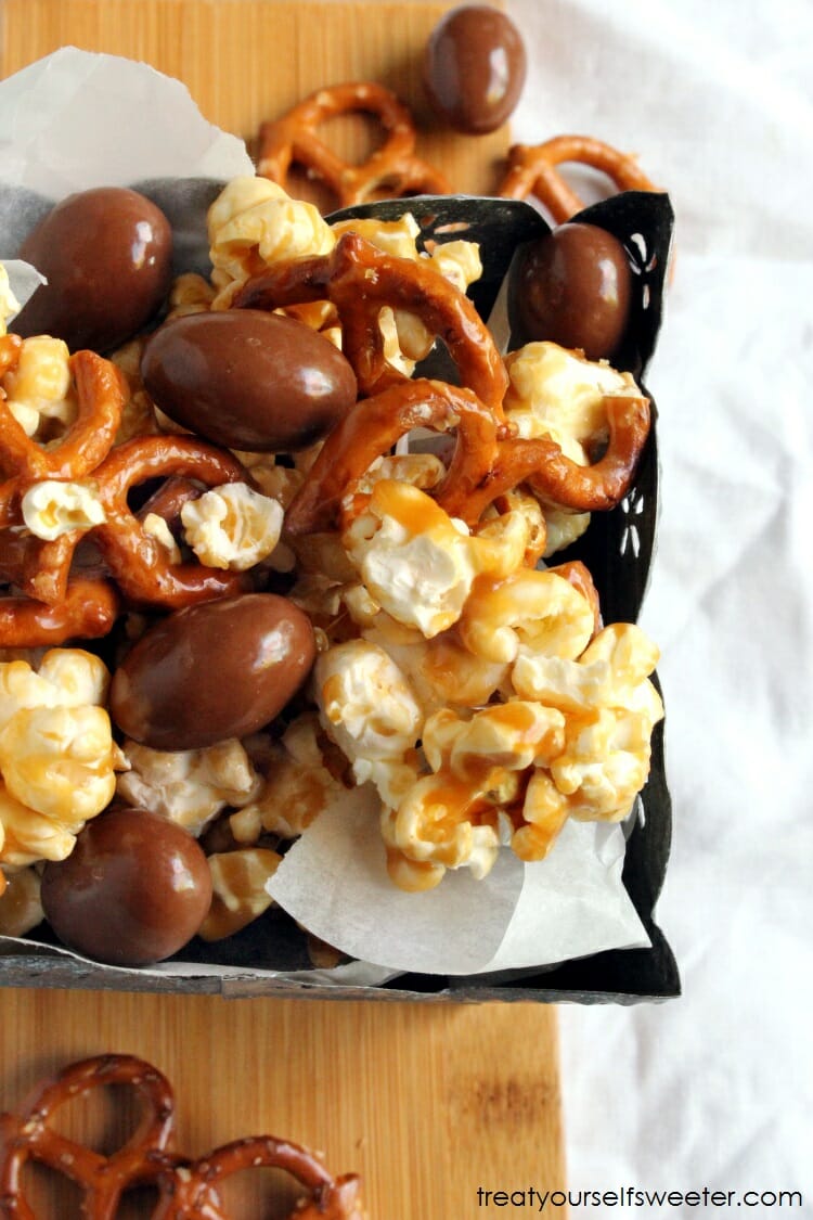 Caramel Pretzel Popcorn