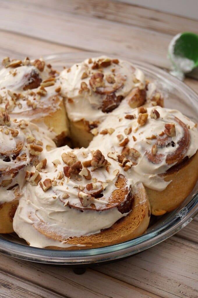 Cinnamon Rolls with Pumpkin Pie Spice Cream Cheese Frosting
