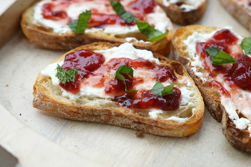 Grilled Strawberry and Jalapeno Crostini