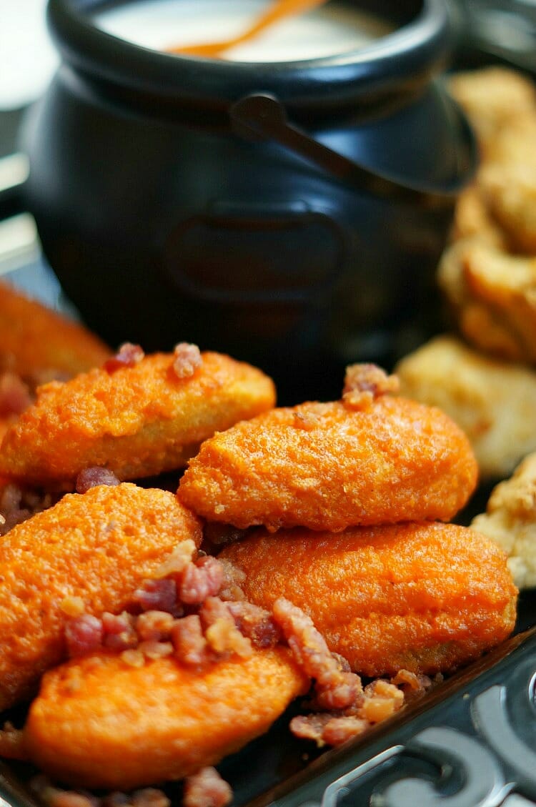 Spicy Jalapeno Poppers with Buffalo Sauce and Bacon 