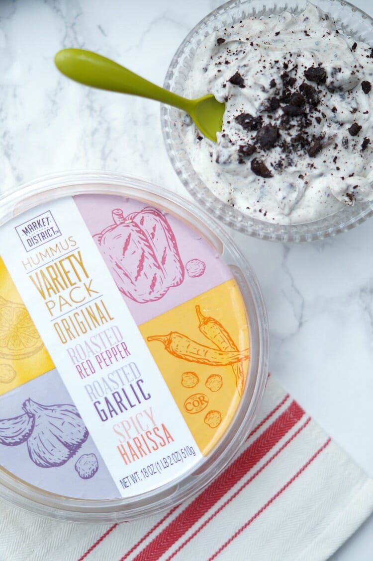 Cookies and Cream Cheesecake Dip