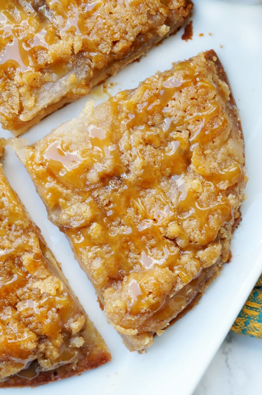 Caramel Apple Pie Dessert Pizza