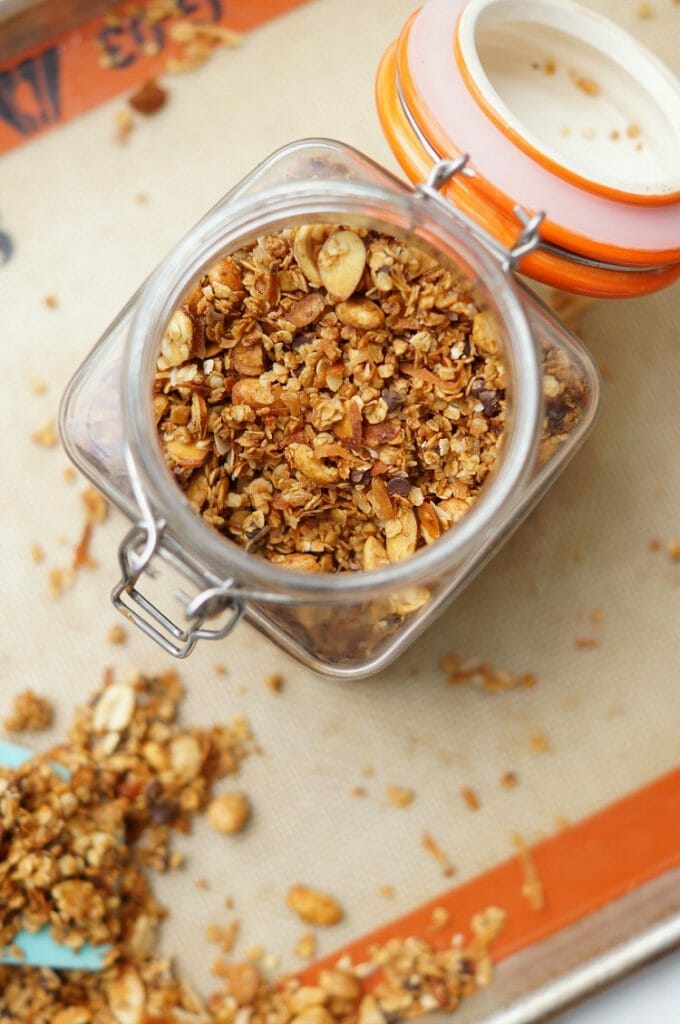 Easy Homemade Granola