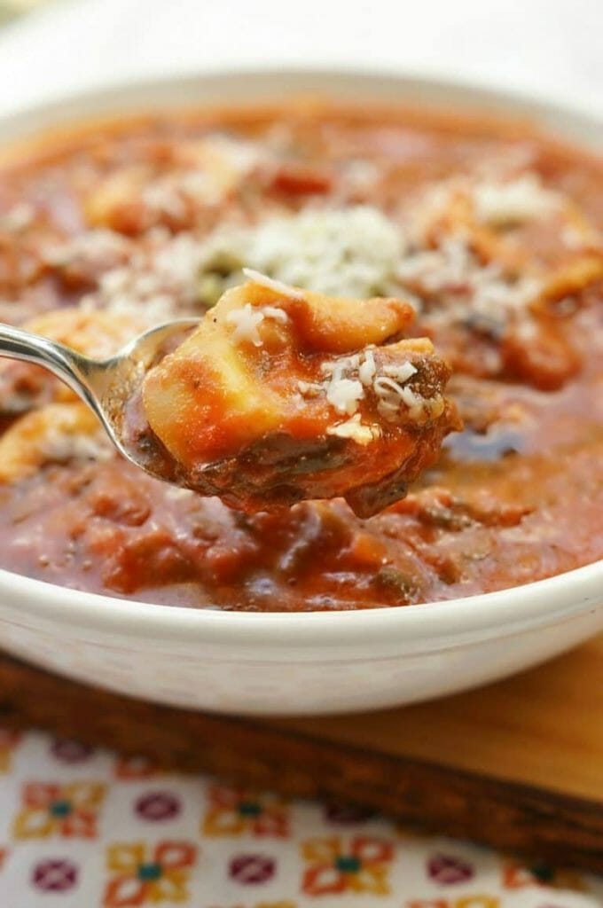 Instant Pot Tortellini Soup with Pesto