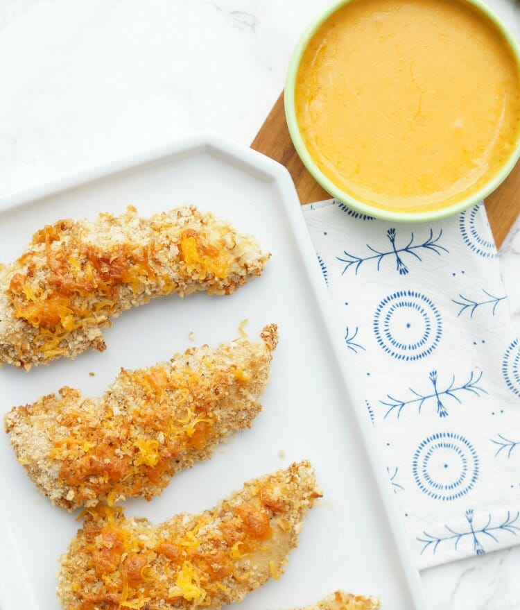 Spicy Sriracha Cheddar Cheese Dipping Sauce