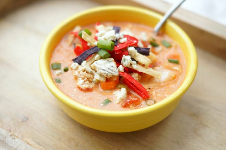 Easy Slow Cooker Buffalo Chicken Chili 