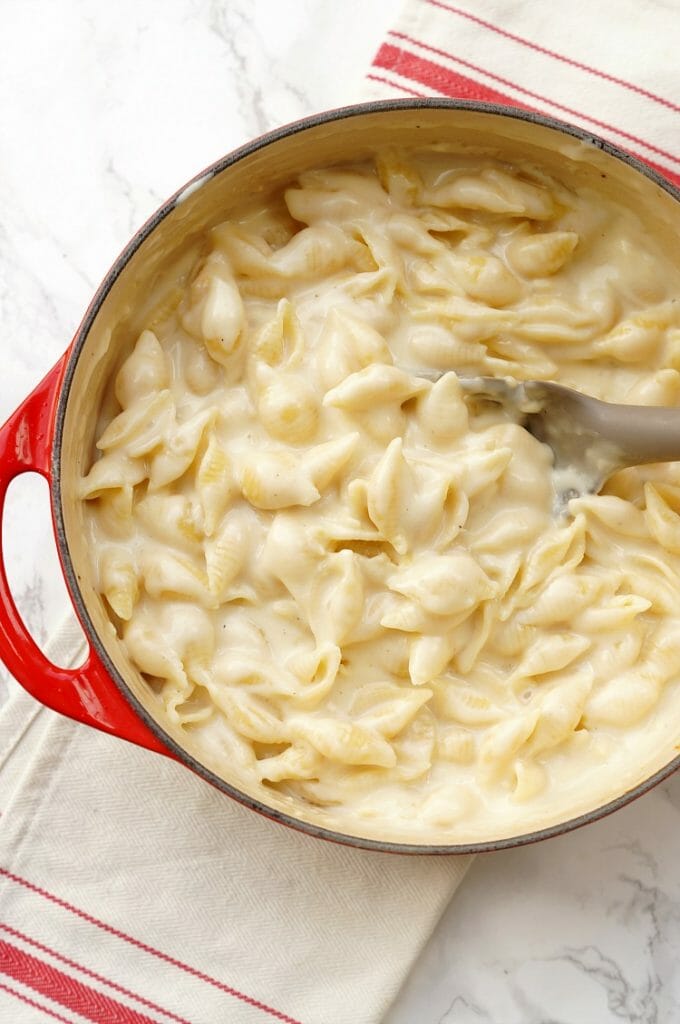Easy Stovetop Macaroni and Cheese that tastes just like Panera!