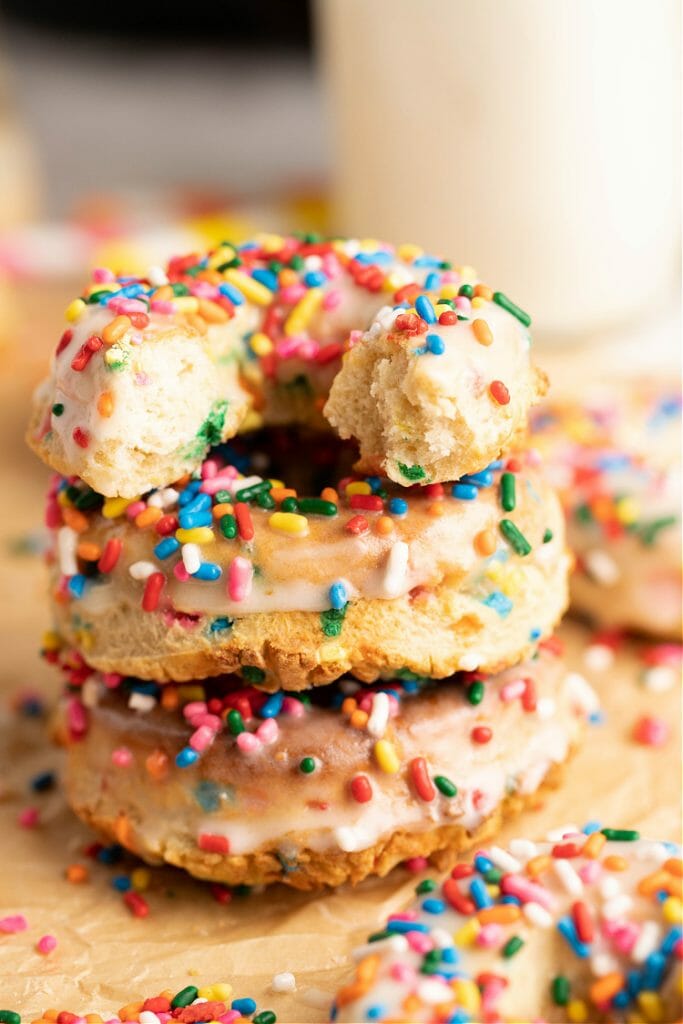 Easy Air Fryer Donuts