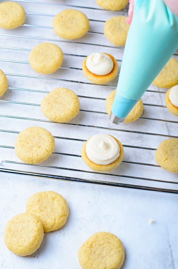 How to make vanilla sandwich cookies