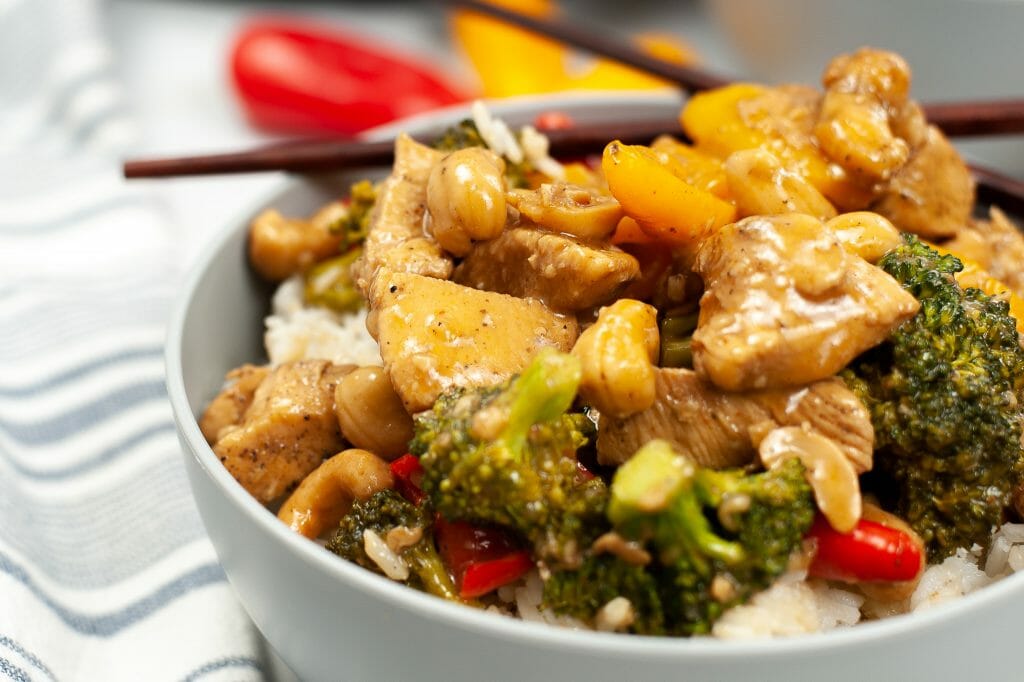 Instant Pot Easy Cashew Chicken