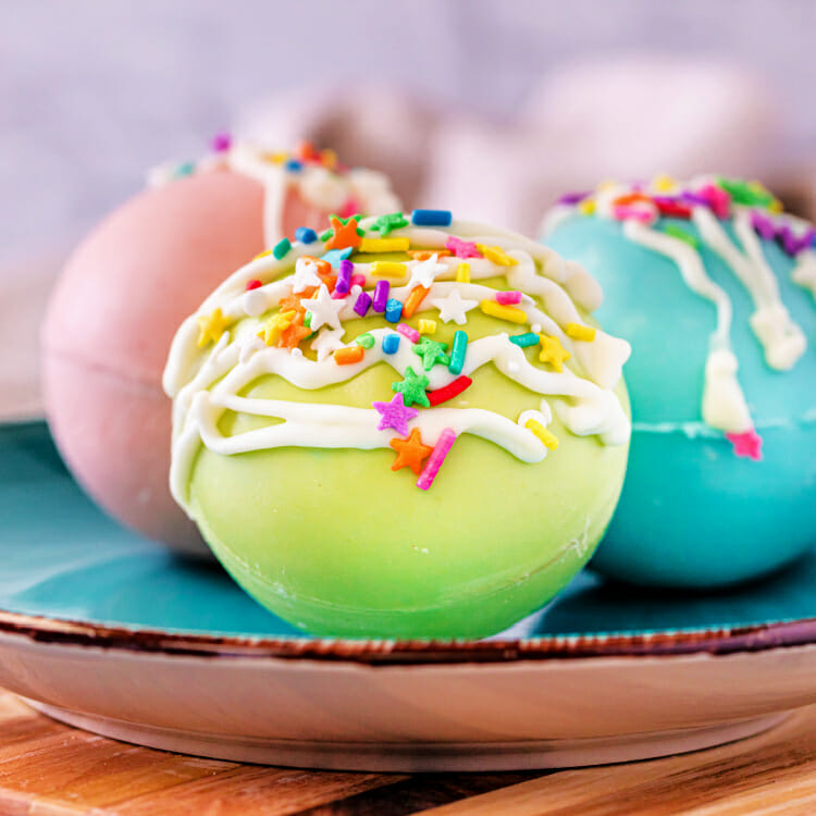 Easter Hot Cocoa Bombs