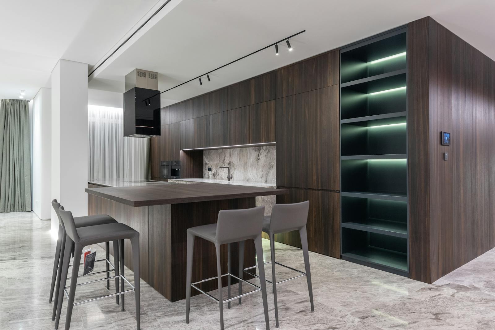 How to Use Track Lighting to Enhance Your Living Spaces
