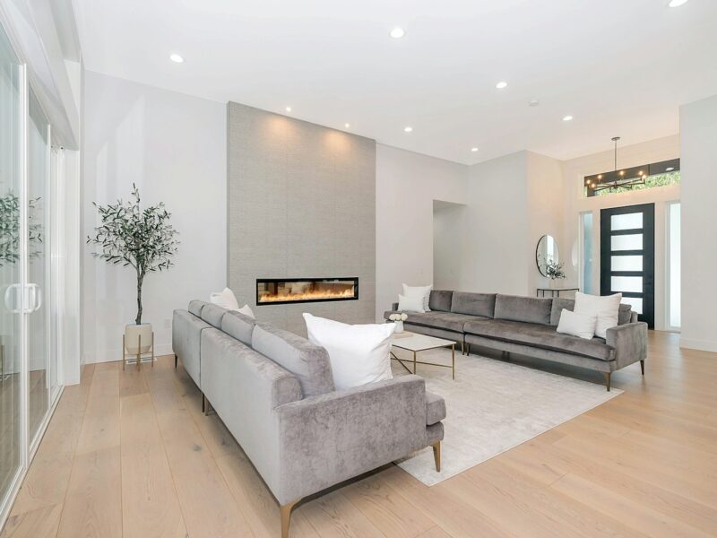 white leather 2 seat sofa