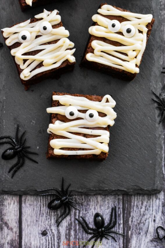 Mummy Brownies for Halloween
