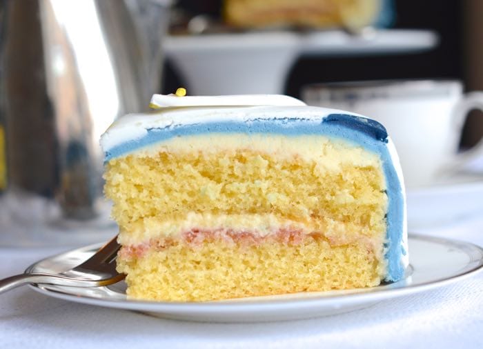 Birthday Cake (All-In-One Vanilla Sponge)