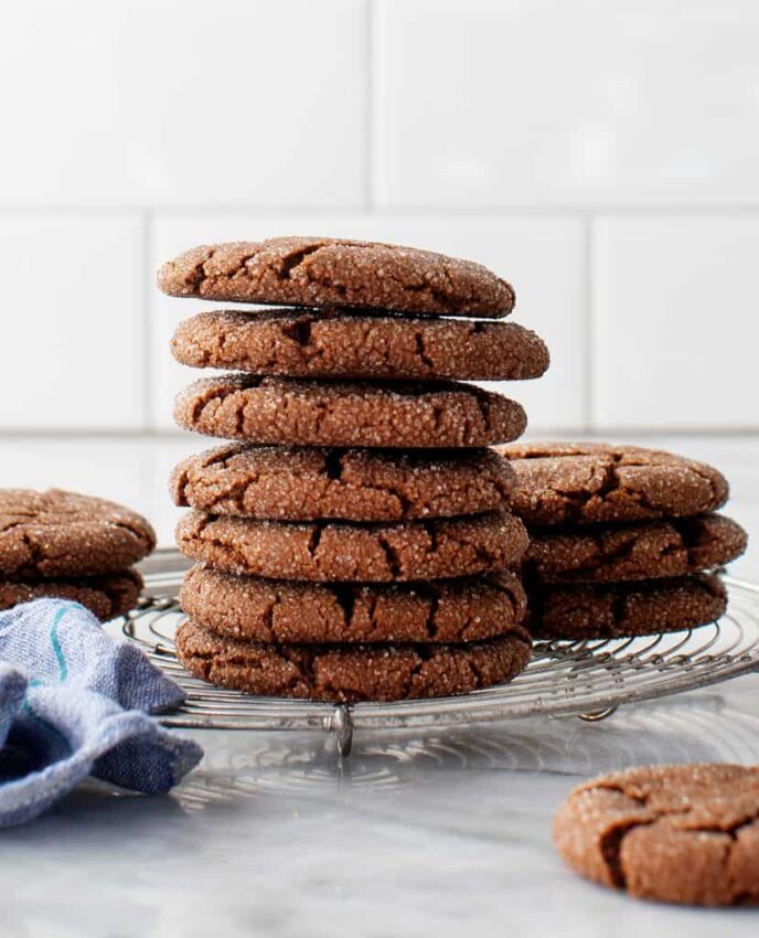 Chewy Molasses Cookies