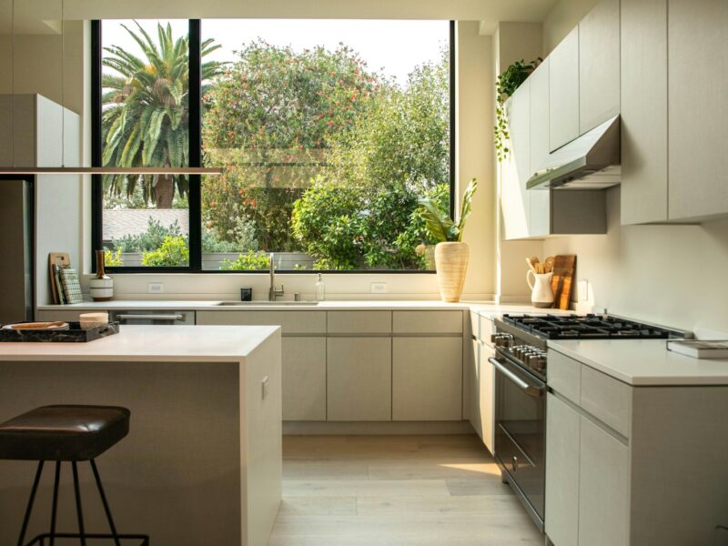 white and black gas range oven