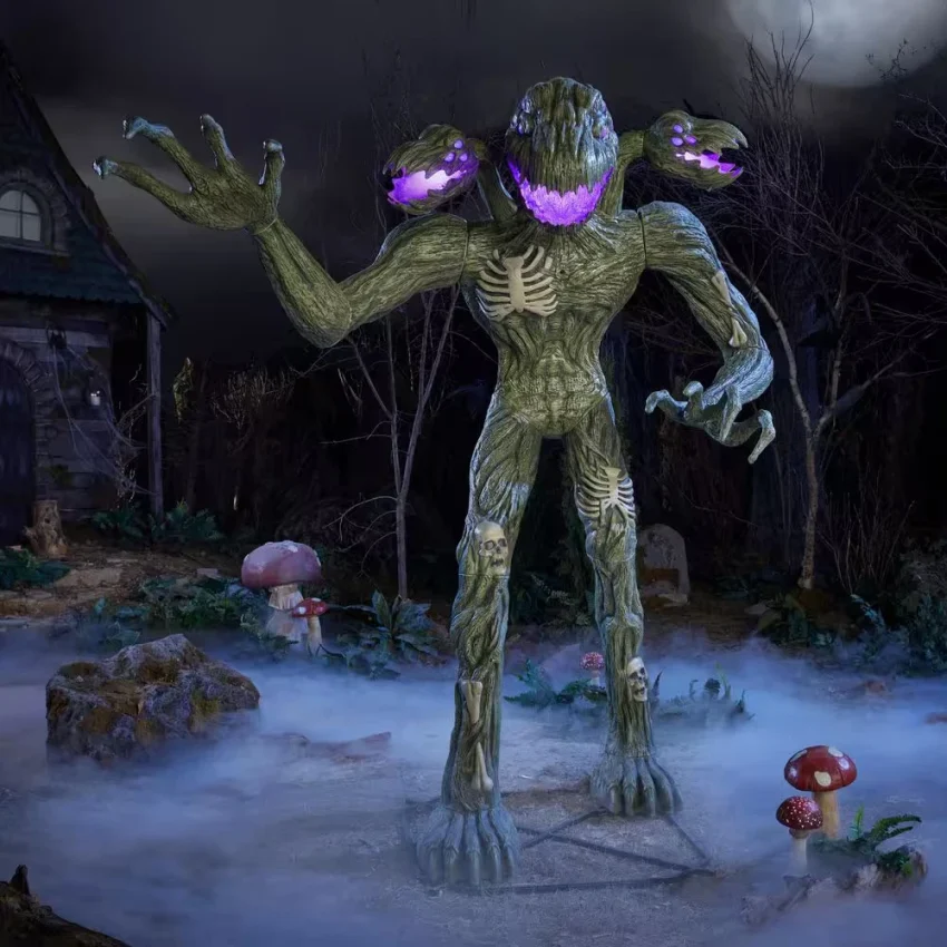 The 8-foot Perilous Plant Monster lo